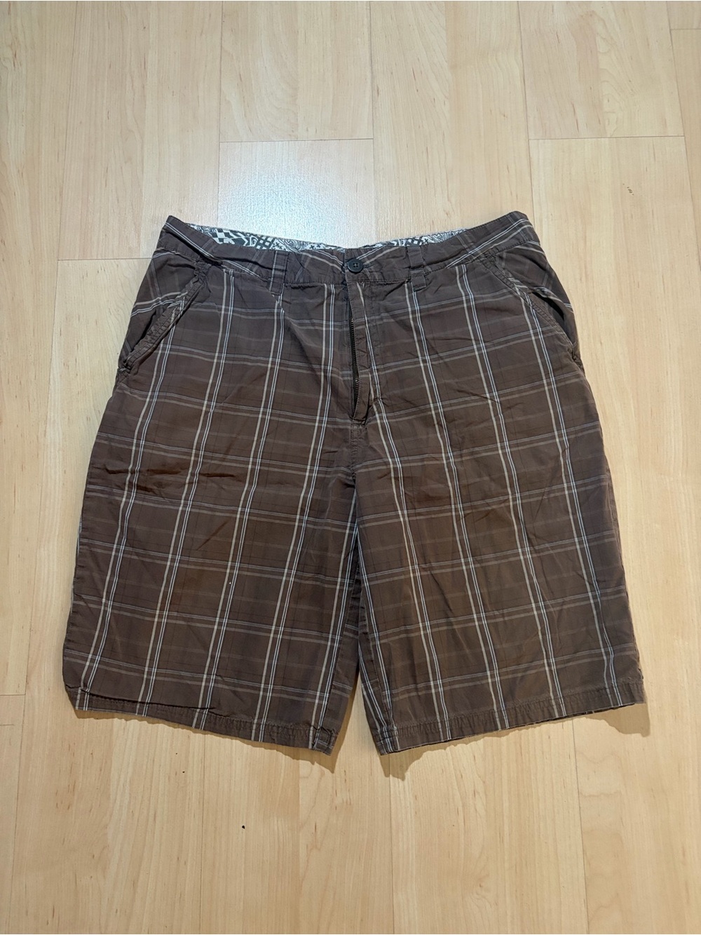 Vintage Y2K Quiksilver Edition Brown Plaid Long Shorts size 36